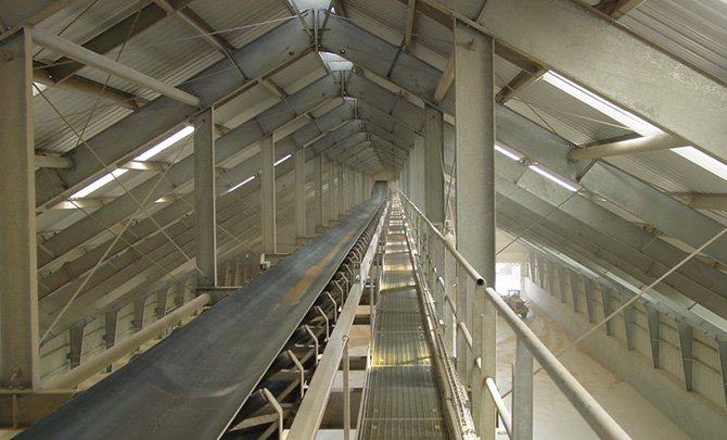 Long Distance Belt Conveyor